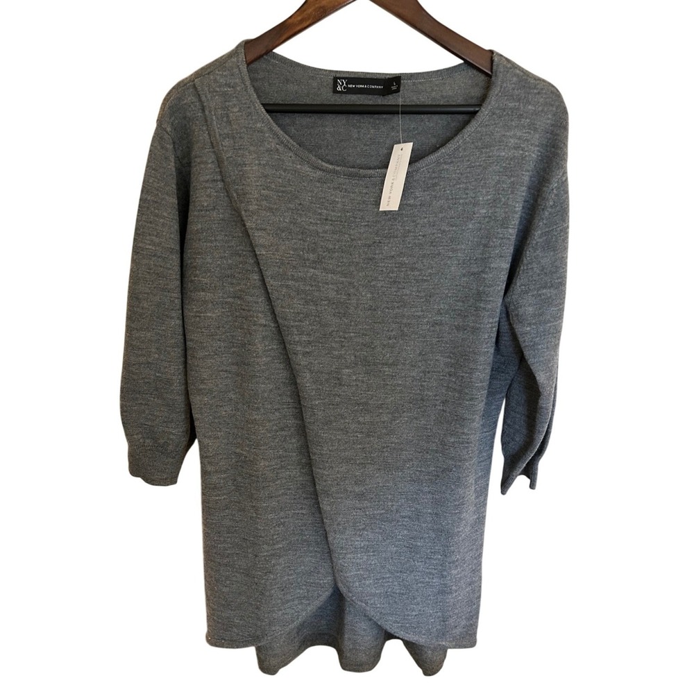 NY & Company Women's Gray Crew Neck Layered Front Sweater Top Size Large NWT